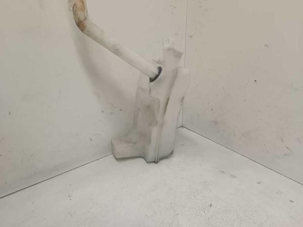 RESERVOIR LAVE GLACE RENAULT - Vue 2